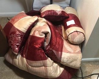 COMFORTER SET BURGUNDY