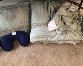 COMFORTER SET LIGHT BLUE
