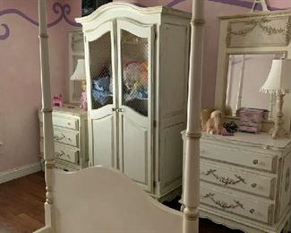 Bellini dressers armoire