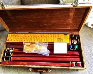 Vintage Chinese Bakelite Mahjong set