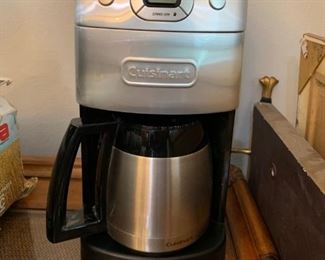 Coffee maker with built in grinder only used a few times