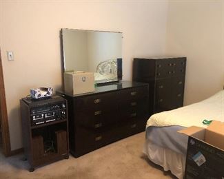 mahogany bedroom set