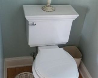 Kohler Memoirs toilet & pedestal sink