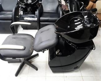 Shampoo Station with Chair and Sink