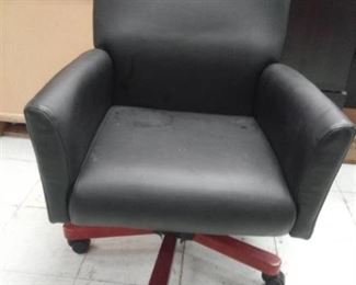 Rolling Vinyl Arm Chair