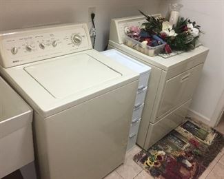 Washer dryer