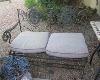Wrought Iron Settee, Great Frame Design!   
