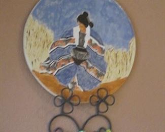 Decorative Plate in Wall Rack