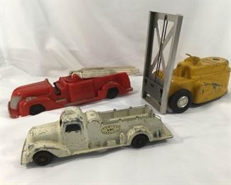 Vintage 1948 Tow Truck, 1950 Ladder Truck, 1950s Forklift (3Pcs) https://ctbids.com/#!/description/share/236181