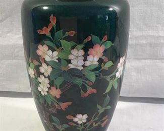 Vintage Japanese Cloisonné Vase https://ctbids.com/#!/description/share/236198