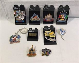 Disneyland & Walt Disney World Pins & Keychain 10 Piece https://ctbids.com/#!/description/share/236238