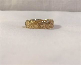 14K Gold Hawaiian Ring Etched https://ctbids.com/#!/description/share/236319