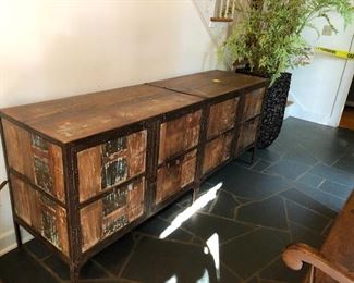Nice console table 76"long 20"wide 31"tall