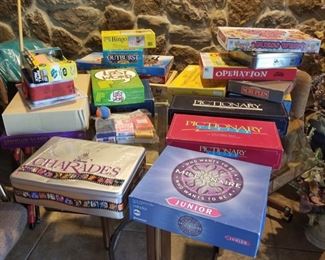Many Games for Family Fun