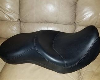 Luxury Harley Seat for Harley Dyna Glide