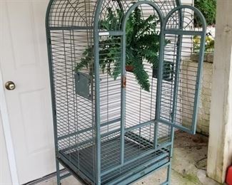 Round Top Standing Bird Cage on Wheels