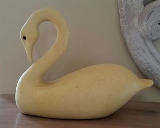 Elegant Swann about 18" long.