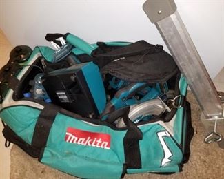 Makita Tool Set