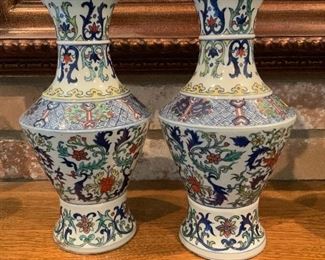 Pair Chinese Porcelain Vase