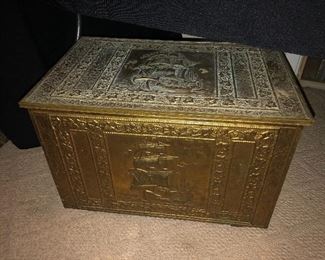 Vintage Heavy Kindling Box