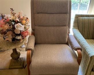 #11 chair 2 tan lazyboy recliner chairs mid century style  2@ 175 ea