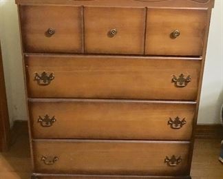 Vintage chest of drawers