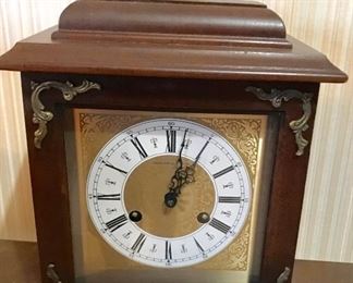 Hamilton mantle clock given as service gift by South Central Bell Telephone Co. in 1980
