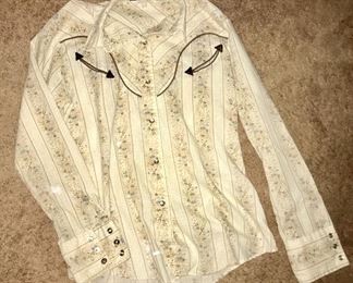 Vintage snap button shirt