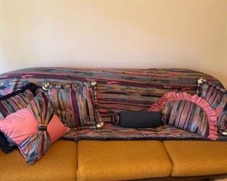 1980's bed  Scarf and pillows