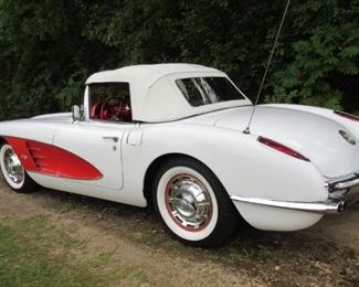 1959 Chev Corvette Convertible with Hardtop