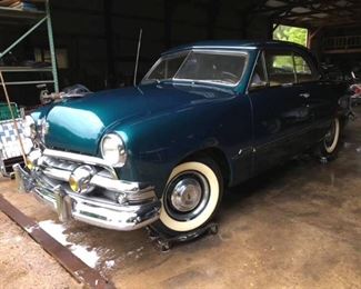 1951 Ford Victoria