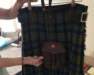 Kilt with accessories