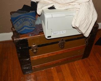 Antique Trunk, Flat Top