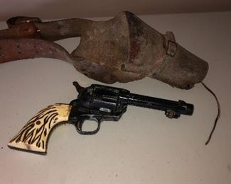 Hahn 45 BB Gun and Holster