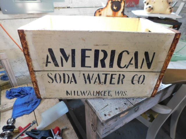 American Soda Water co Milwaukee crate