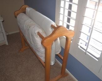 Oak quilt rack, bed linens