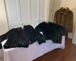 Women's Faux Fur Coats https://ctbids.com/#!/description/share/237199