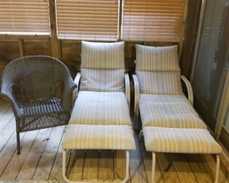 Outdoor Lounge Chairs and Wicker Whair https://ctbids.com/#!/description/share/237147