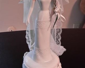 Beautiful 1995 Enesco ceramic original 1966 Barbie musical figurine, "Here Come's the Bride". With box.