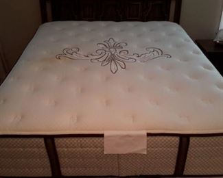 Queen sized Stearns and Foster mattress and box spring. Has one stain, but it's oh so comfy!!