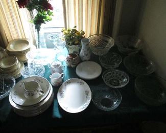 Glassware items