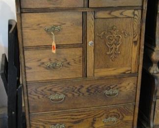 Oak Chest of Drawers  35" wide x 21" deep $124.99
