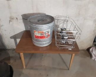 Galvanized Bucket w/ Lid and Two Wire Warming Racks for Catering