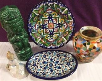 Spanish Style Decor: Talavera Artisan Plate & More https://ctbids.com/#!/description/share/235693