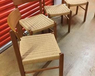 Set of 4 Wood-Framed Dining Chairs https://ctbids.com/#!/description/share/236338