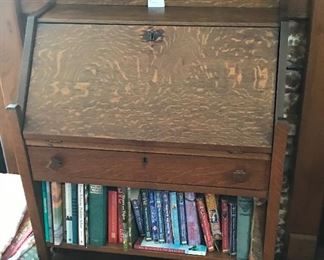 Nice oak drop leaf desk