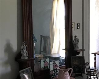 Dresser with marble top, mirror, nice collectibles