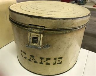 Vintage cake tin
