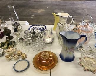Glassware and old oil lamps