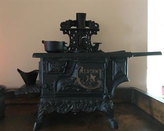 Cast iron stove